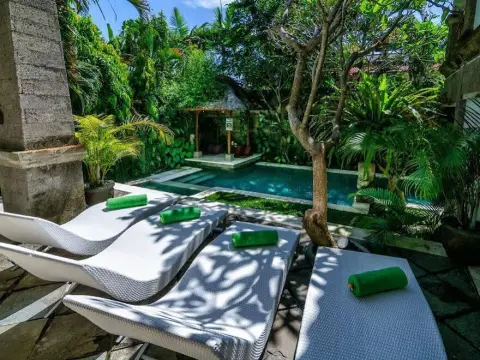 Laki Uma Villa - Male Only - Photo 2