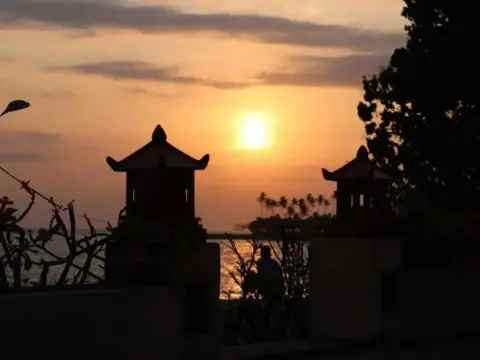 Lina Cottage Senggigi - Photo 1