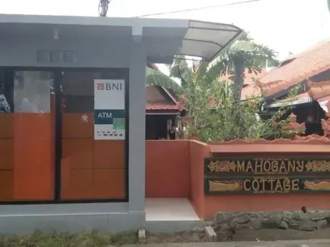 Little Bali Restaurant - Mahogany Cottage - Photo 1