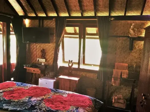 Little Bali Restaurant - Mahogany Cottage - Photo 2