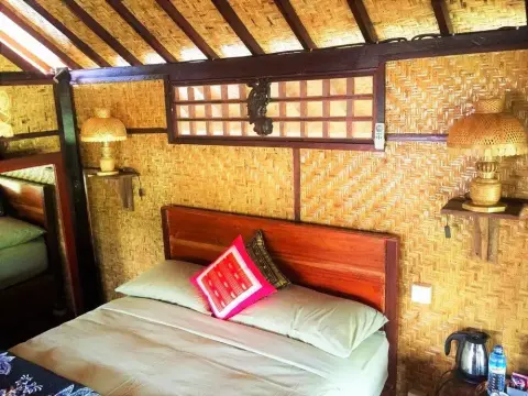 Little Bali Restaurant - Mahogany Cottage - Photo 4