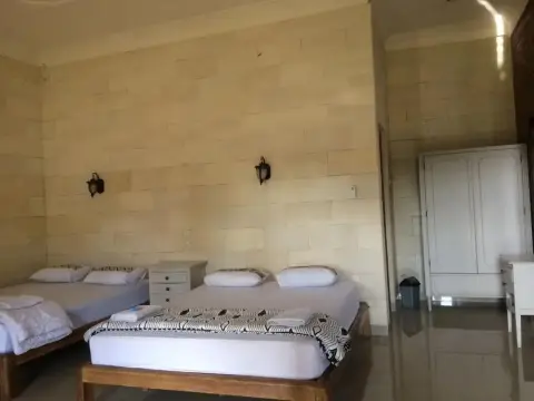Lotus ll Guesthouse - Photo 4