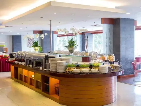 Lume'os Hotel Cempaka Putih - Photo 3