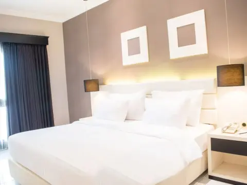 Luminor Hotel Jember by WH - фото 4