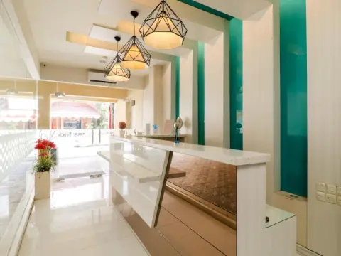Makassar Beach Inn - Photo 3