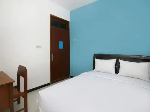 Medokan House Syariah Surabaya - Photo 2