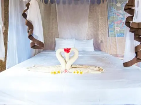 Merta Sari Balangan Bungalows - Photo 3