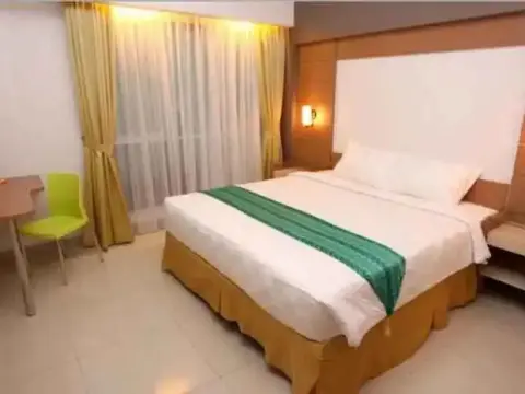 Montana Hotel Syariah - Photo 2