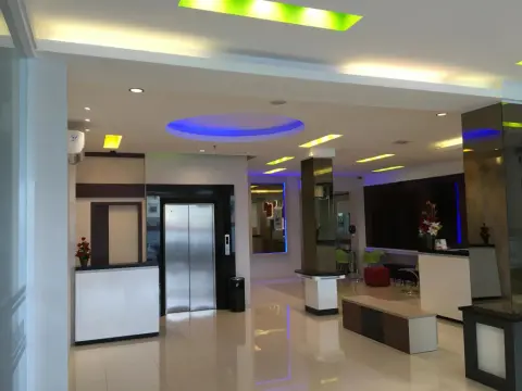 Msquare Hotel - Photo 2