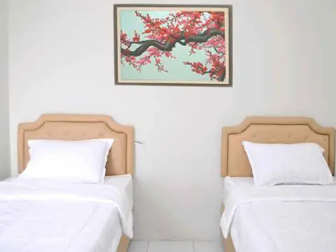 New Emilia Malioboro Hotel - Photo 3
