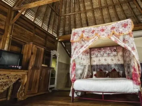 New Marjoly Beach Resort - Photo 2