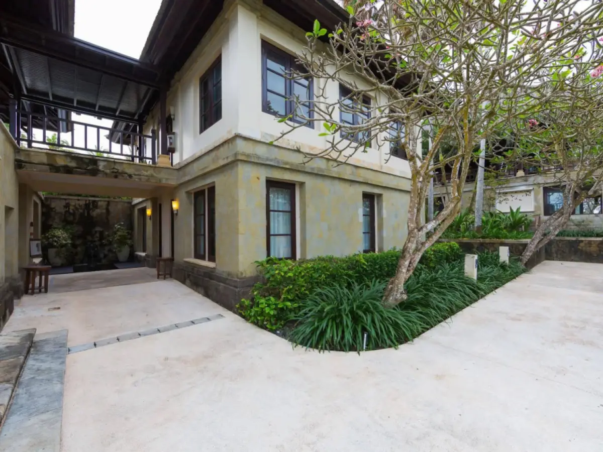 Nirwana Villa Estate