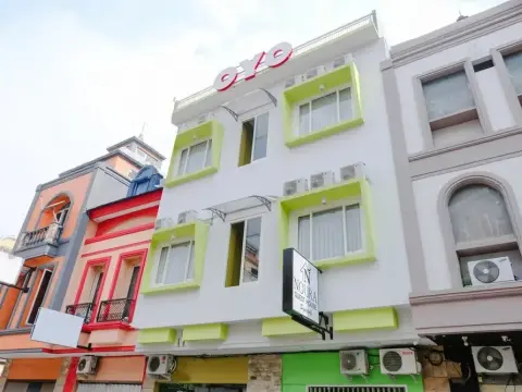 Noura Guest House Syariah - Photo 1