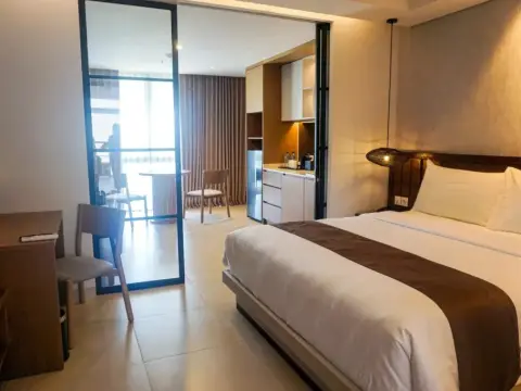 Nusa Dua Suites Bali powered by Cocotel - Photo 3