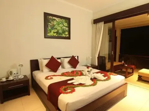 Nyoman Karsa Bungalow - Photo 4