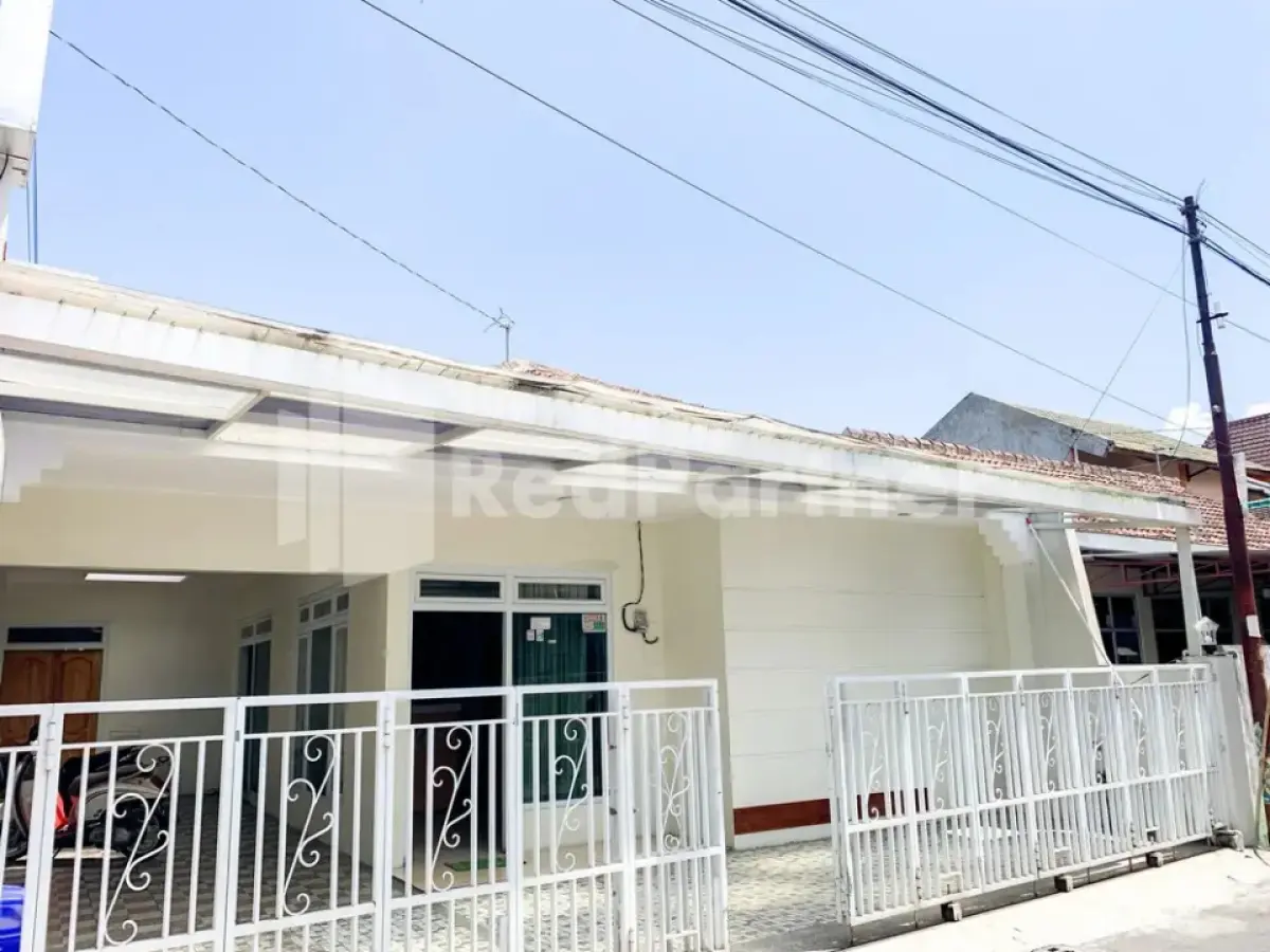 Oma Uti Syariah RedPartner near Stasiun Lempuyangan