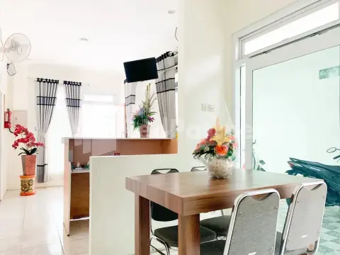 Oma Uti Syariah RedPartner near Stasiun Lempuyangan - Photo 2