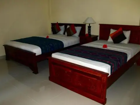Swan Inn Hotel - Photo 3