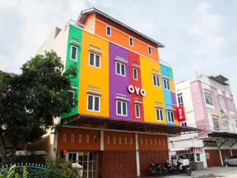 OYO 1052 Sentosa Jaya Guest House Syariah - Photo 1