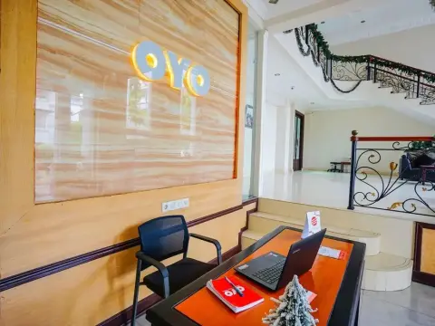 OYO 1062 Virginia Residence - Photo 2