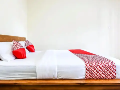 OYO 1193 Asri House - Photo 2