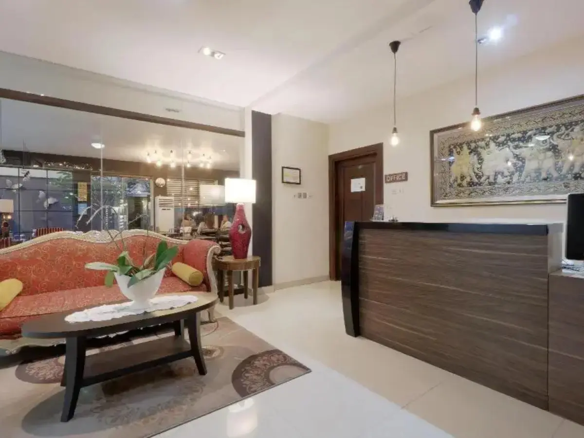 OYO 128 Mutiara Suites