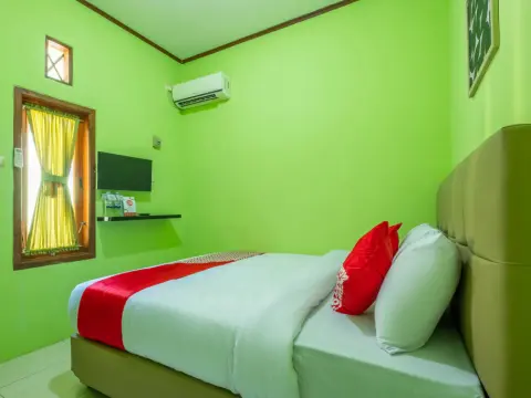 OYO 1399 Cemara Residence Syariah - Photo 4