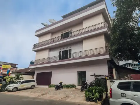 OYO 1478 Clean & Comfort Homestay - Photo 1