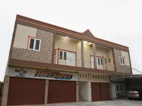 OYO 1539 Amryrooms - Photo 1