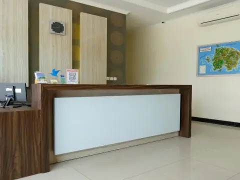 OYO 1616 Hotel Central City 2 - Photo 2