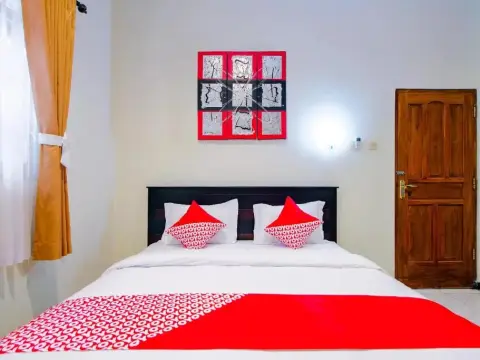 Oyo 1650 Griya Joglo Homestay - Photo 3