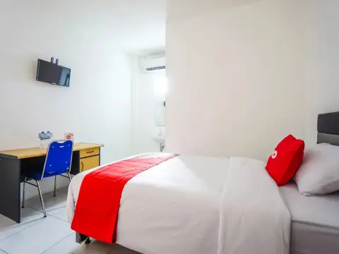OYO 1693 Edward Residence Malalayang - Photo 4