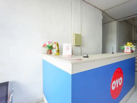 OYO 1693 Edward Residence Malalayang - Photo 2