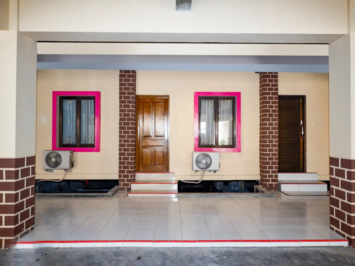 OYO 1706 Hotel H&w Solo