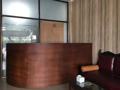 OYO 2134 Seunia Hotel - Photo 2