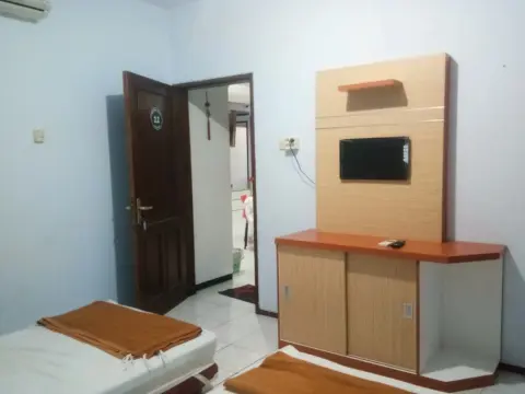 OYO 2240 Simpang Tujuh Residence - Photo 2