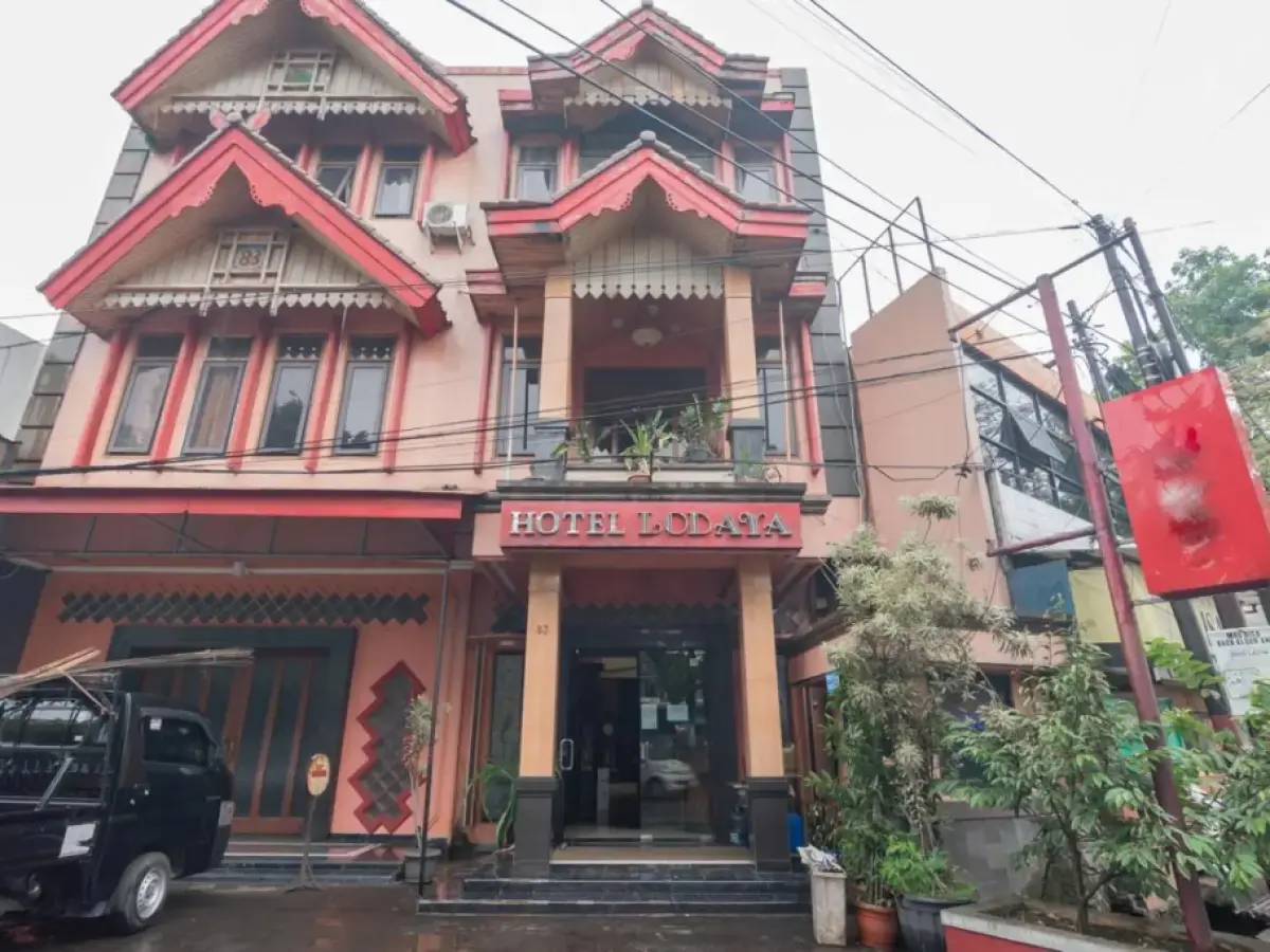 OYO 228 Hotel Lodaya