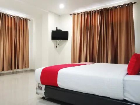 OYO 2382 Wisata Hotel - Photo 3