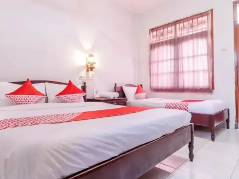 OYO 2411 Taman Mekar Beach Inn 2 - Photo 3