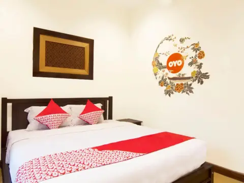 OYO 261 Sasono Putro Guest House - Photo 3