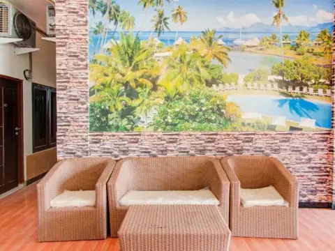 OYO 2965 Silvia Homestay - Photo 4