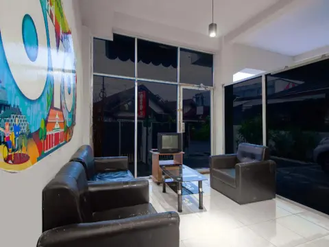 OYO 3083 D Kost 3 Syariah - Foto 2
