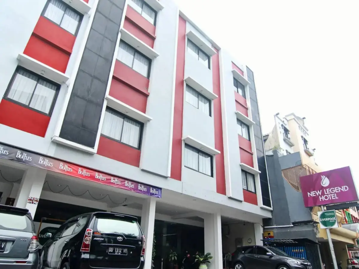 OYO 317 New Legend Hotel
