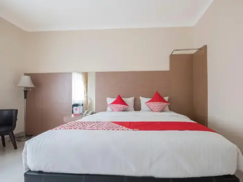 OYO 317 New Legend Hotel - Photo 3