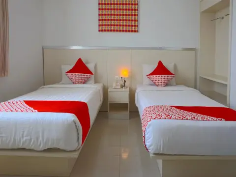 OYO 3269 Hotel Grand Sayang Park Makassar - Photo 3
