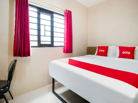 OYO 3462 Cimindi Residence - Photo 2