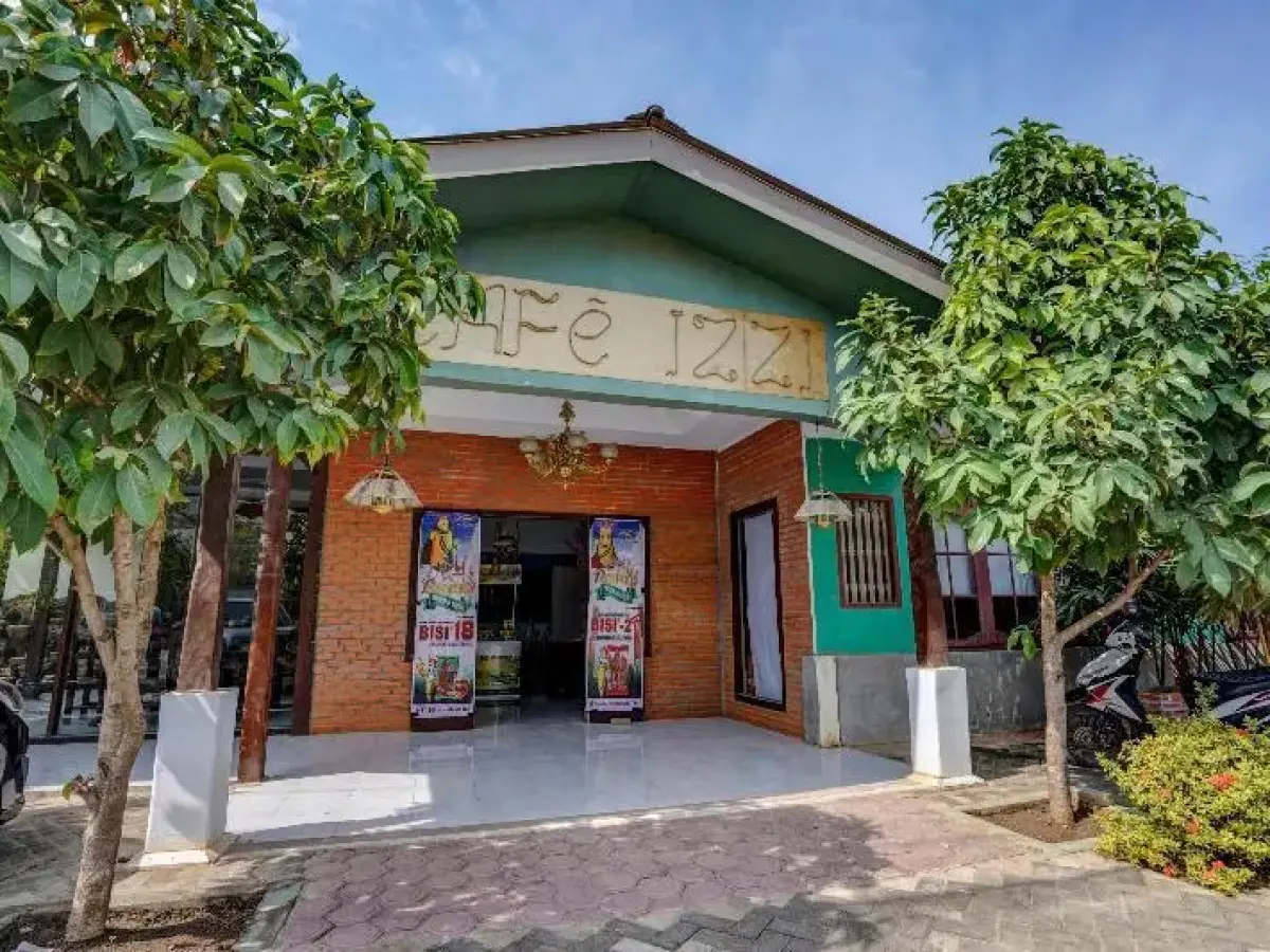 OYO 3710 Izzi Hotel