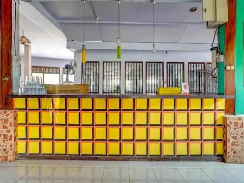 OYO 3710 Izzi Hotel - Photo 2