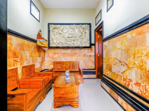 OYO 3771 Kubu Alvian Guest House - Photo 2