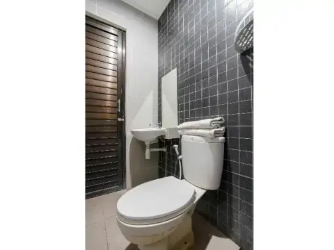 Oyo 3800 Kalidami Residence Syariah - Photo 4